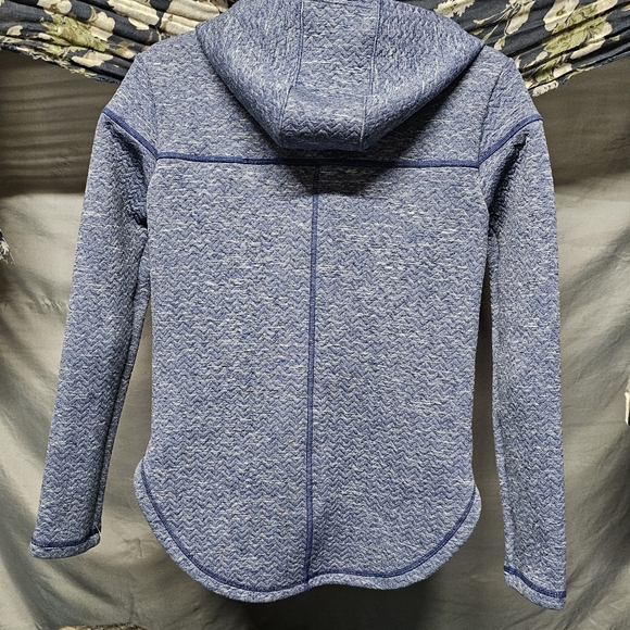 Puma Quilted Light Blue Hooded Jacket size XS - Picture 3 of 7
